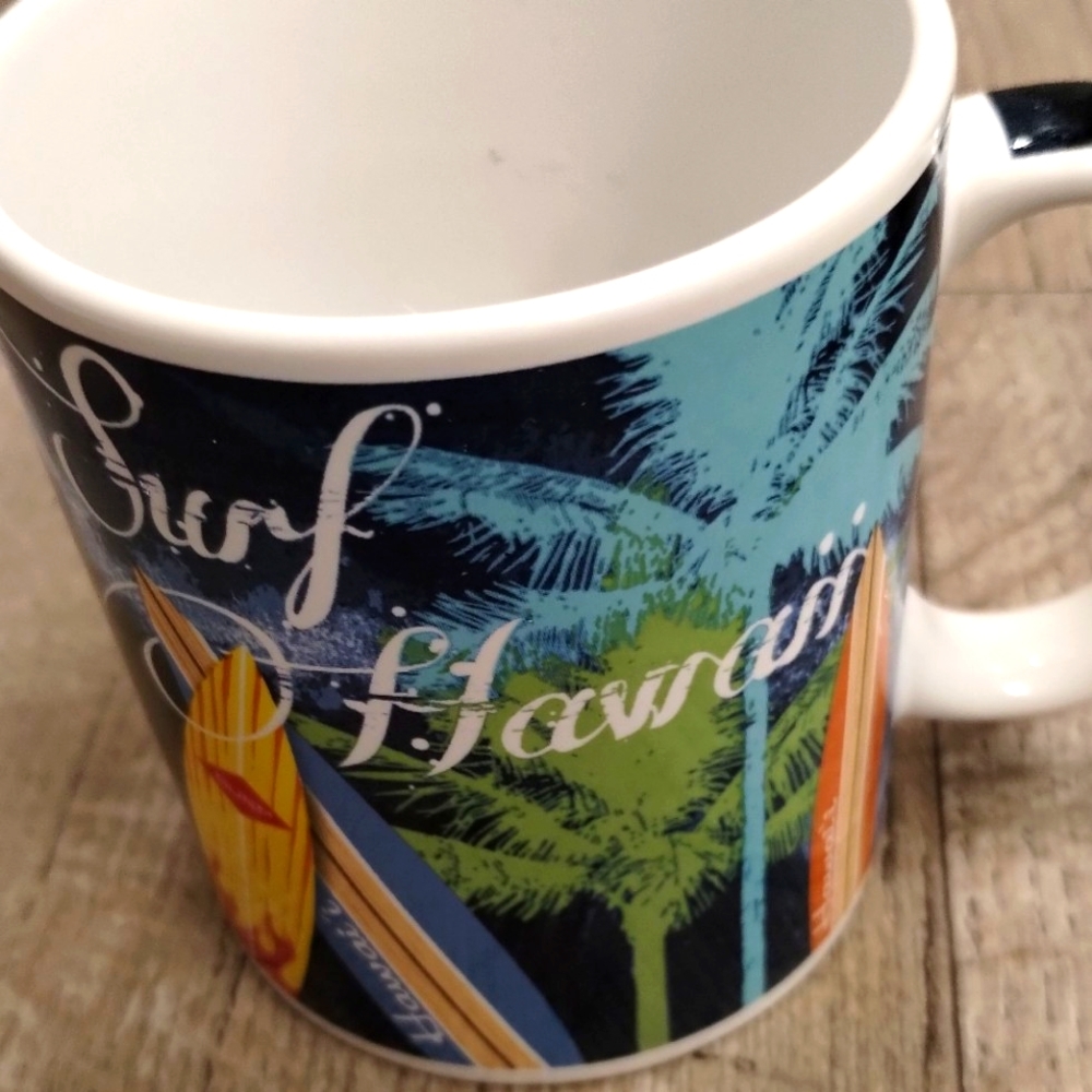 Surf Hawaii Coffee Island Treasures 2013 Honolulu, Hawaii 10 oz  Made in China